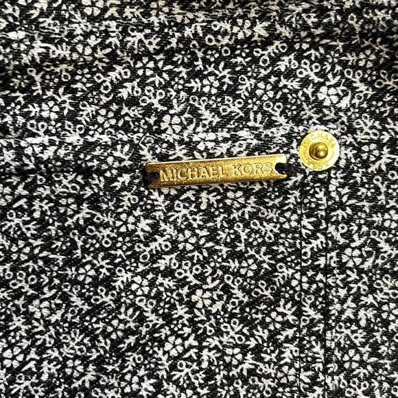 Michael Kors Black & White Floral Print Leggings, Size Medium - Picture 5 of 7
